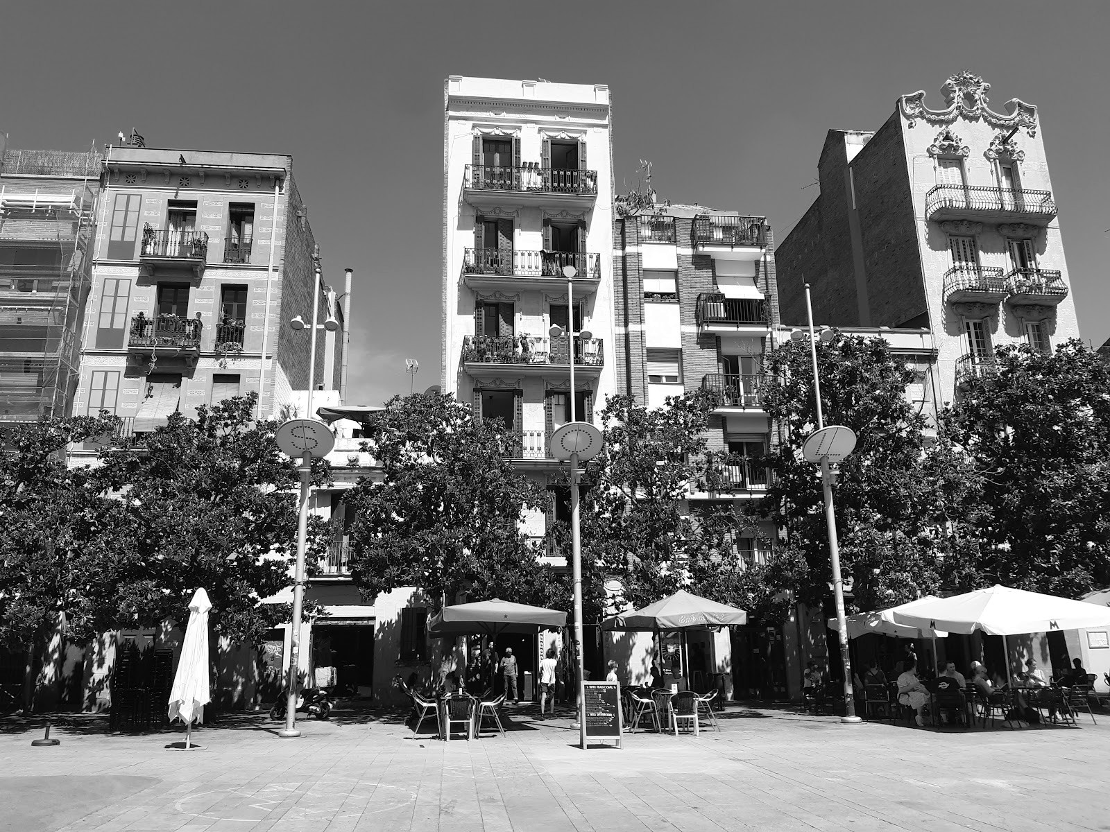 Gràcia — el barrio que se resiste — Barcelona