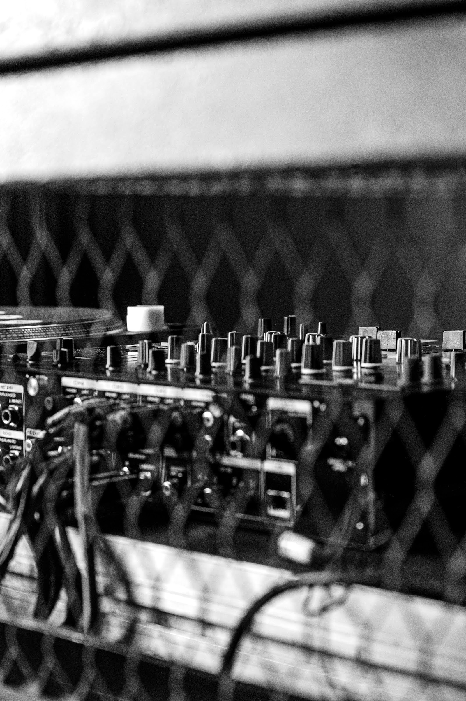 MOOG — techno mínimo desde el 96 — Barcelona