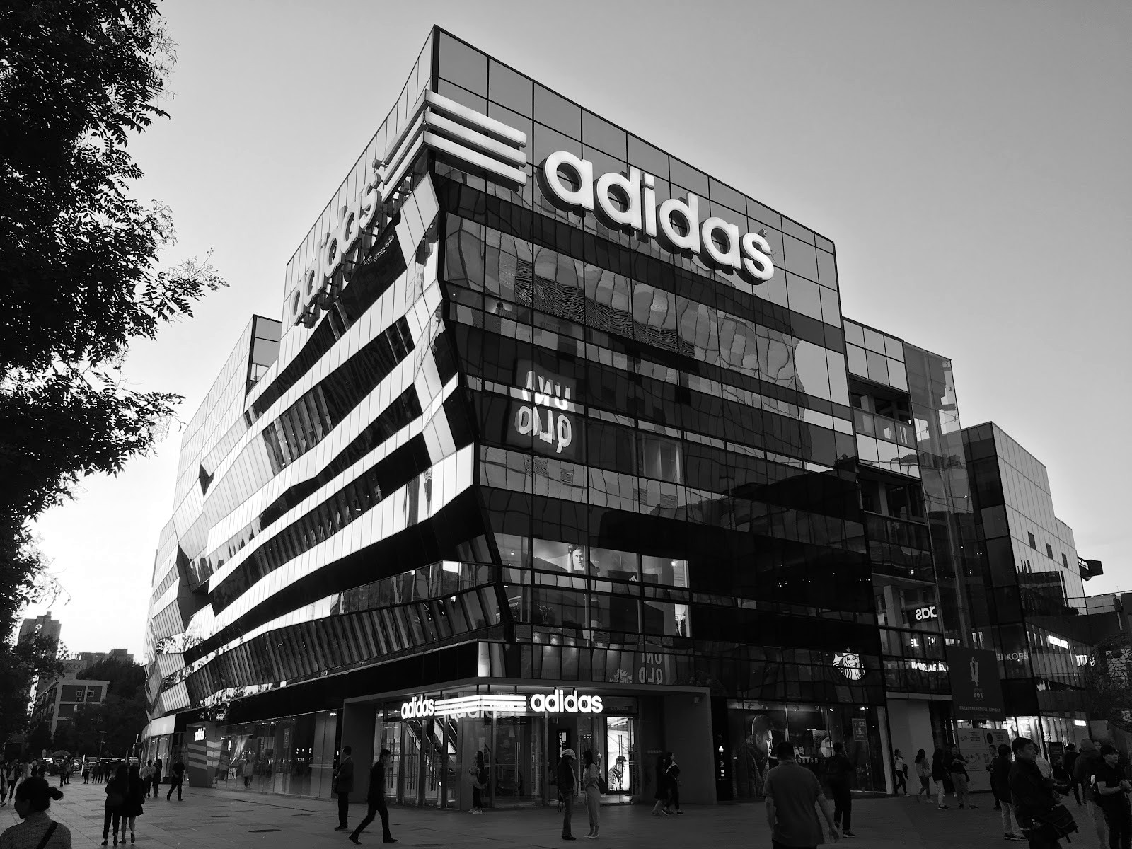 Sanlitun — el presente que Pekín construye — Beijing