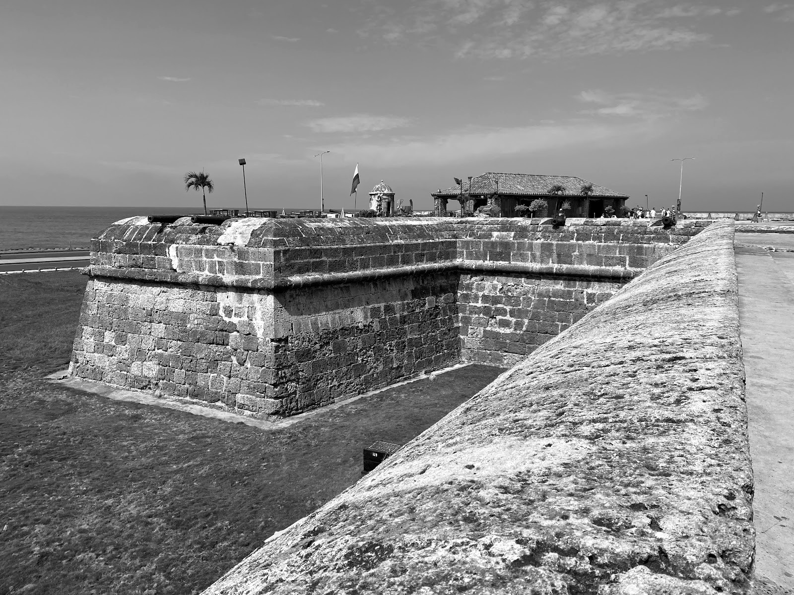 Las murallas al atardecer — el ritual que no falla — Cartagena