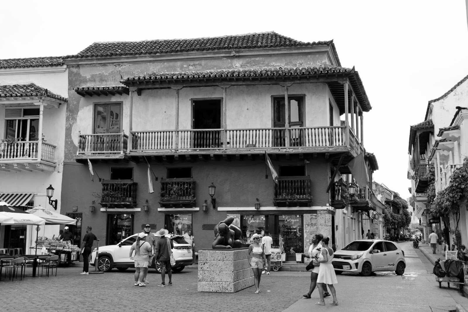 Botero en Cartagena — el Zénit y la plaza — Cartagena
