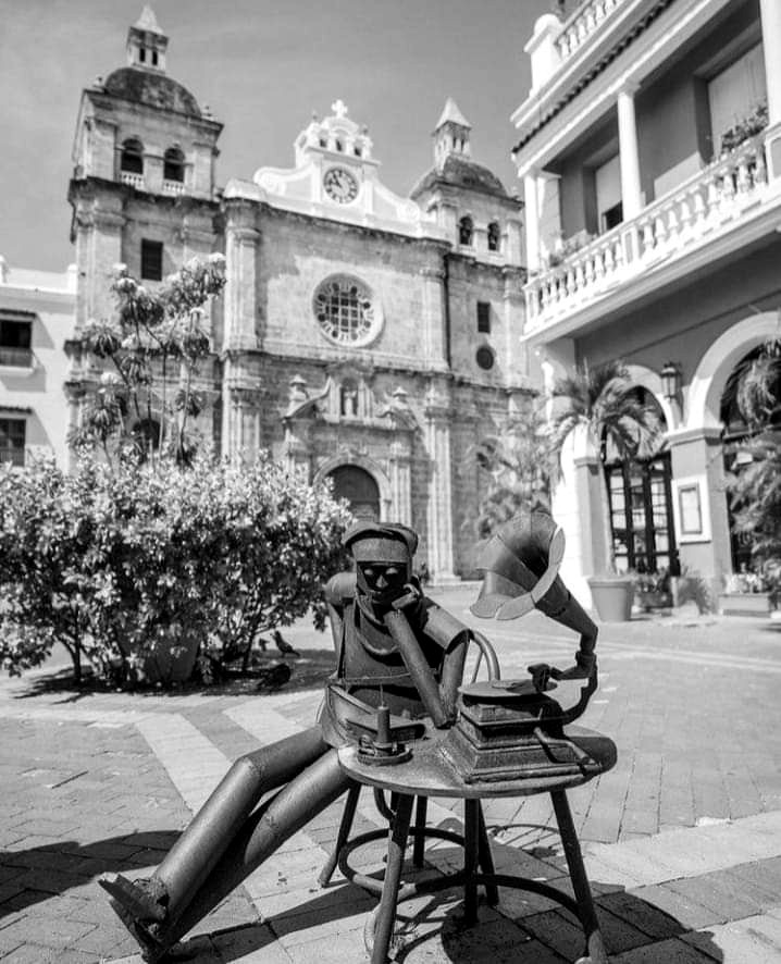 Restaurantes de la plaza de San Pedro — Cartagena