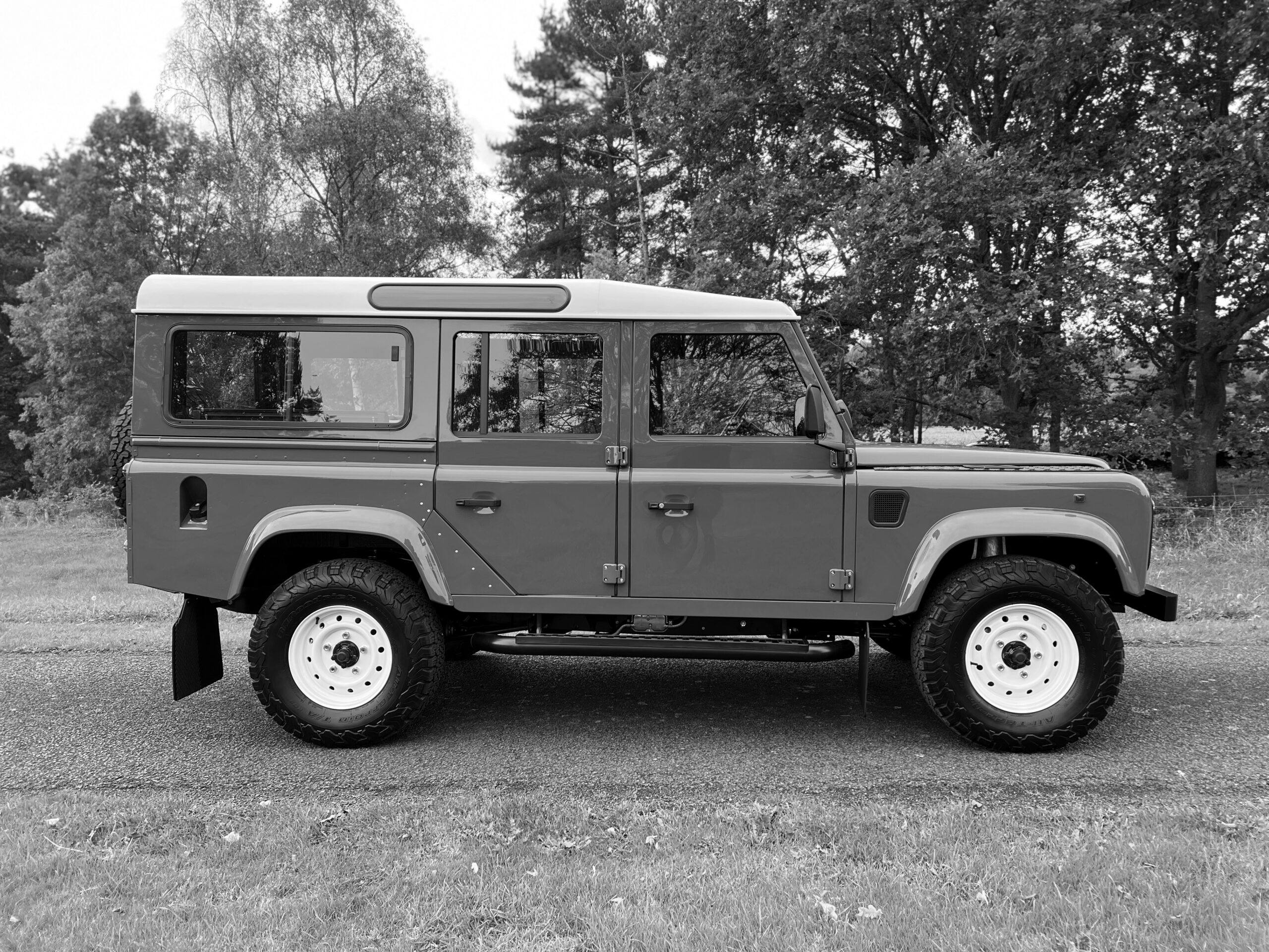 Land Rover Defender — la pregunta correcta — Londres
