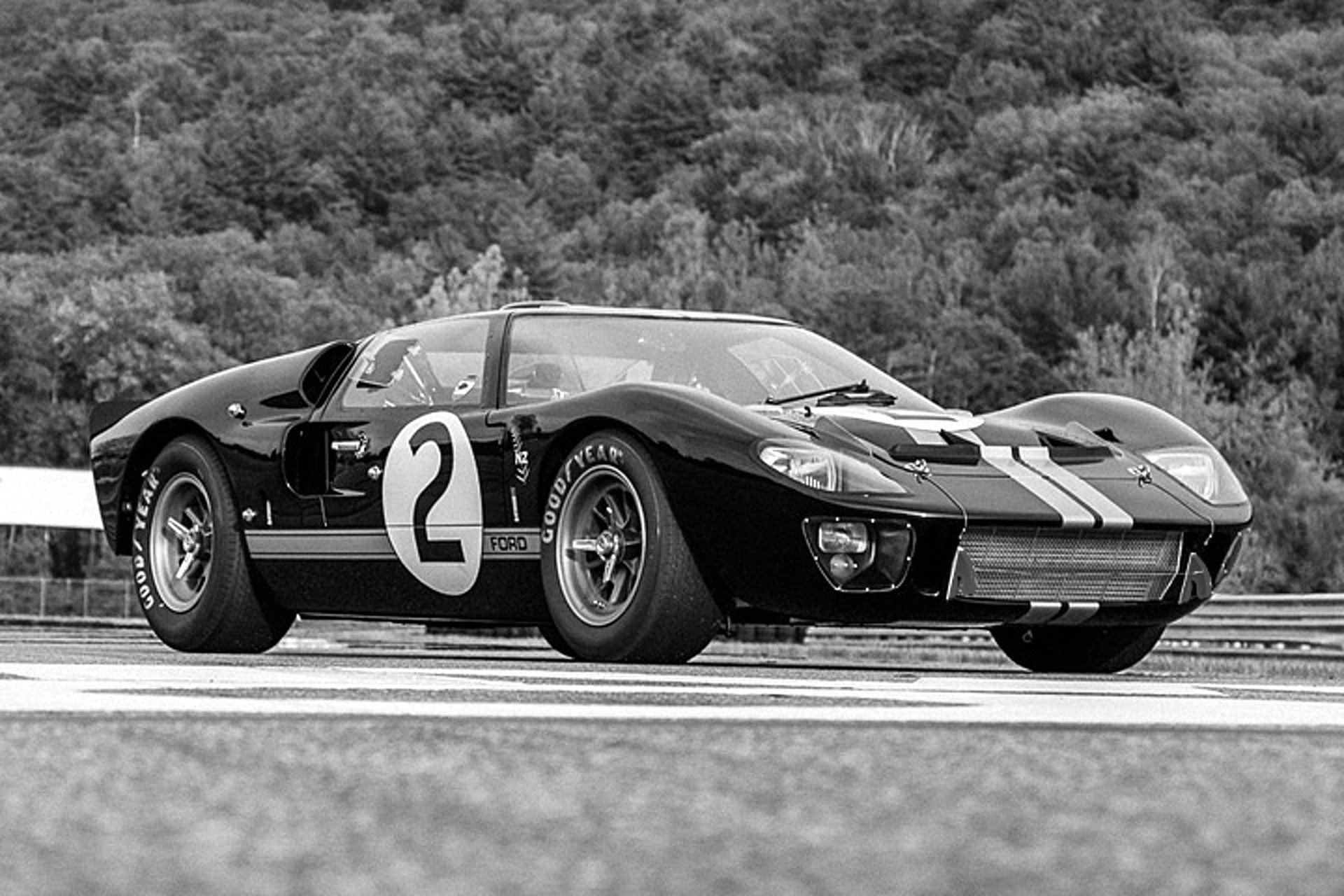 Ford GT40 Clásico — el coche que derrotó a Ferrari — Miami