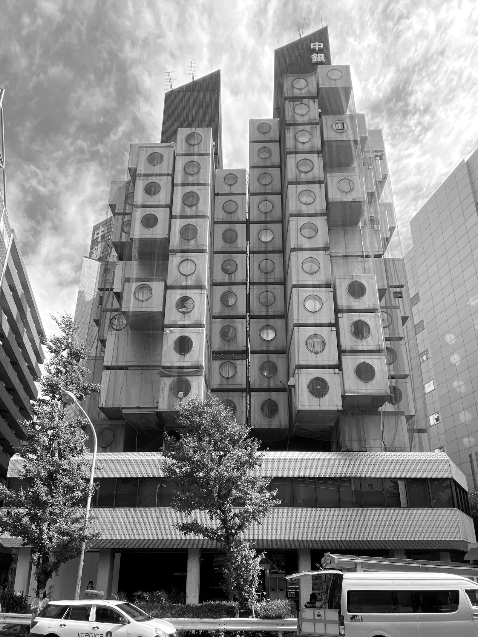 Nakagin Capsule Tower — antes de que lo derriben — Tokio